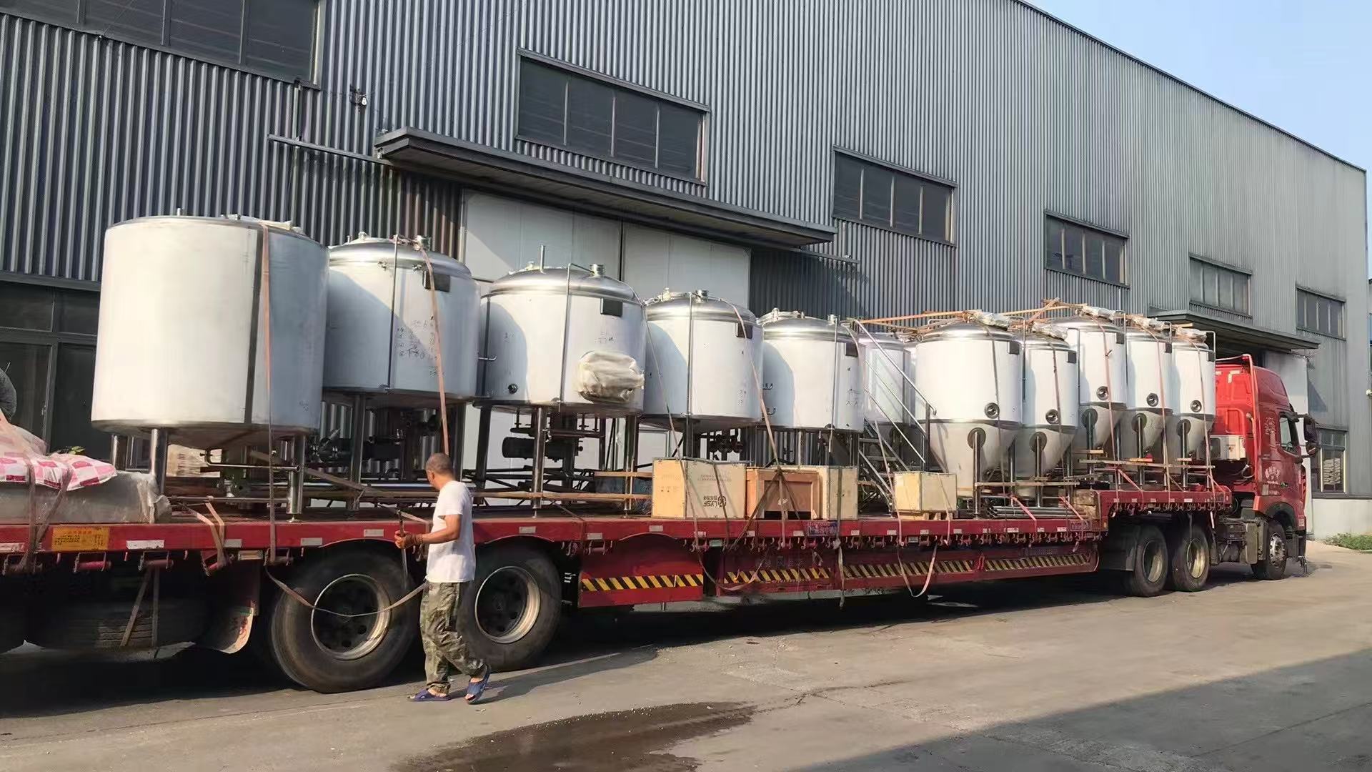 平陆精酿啤酒设备厂—精酿啤酒设备制造:传承工艺与创新科技的交融